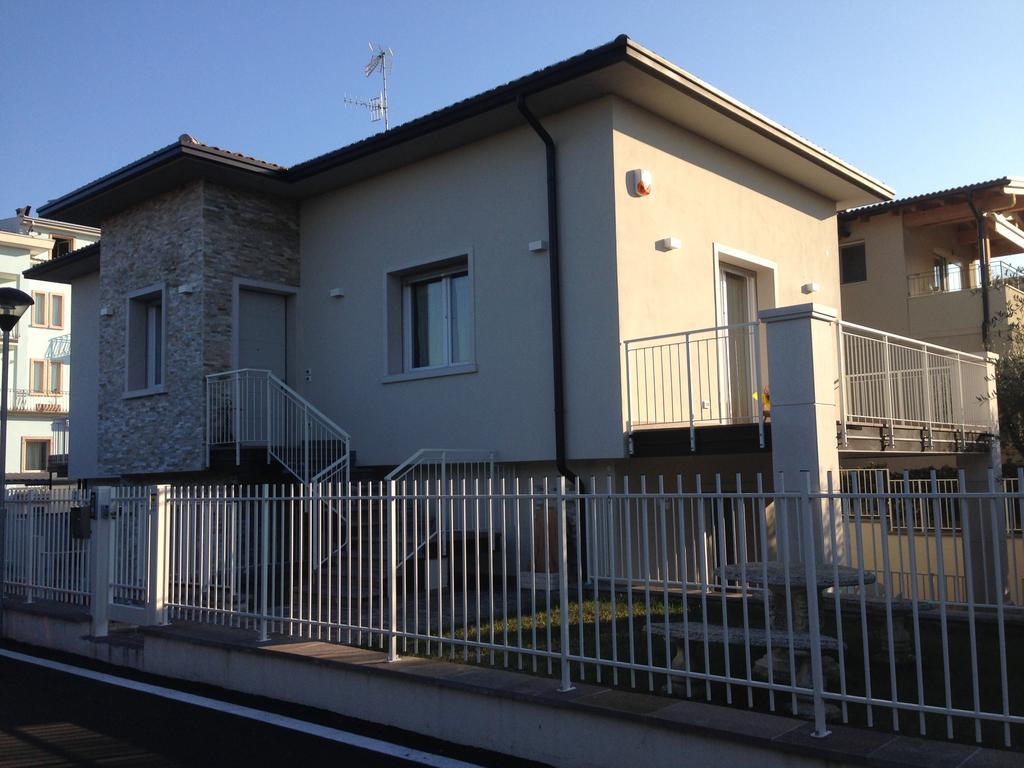 Apartamento Casa Armonia Peschiera del Garda Exterior foto