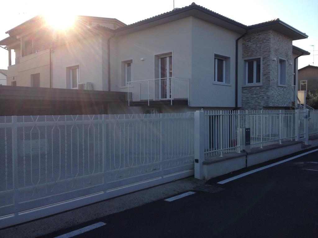 Apartamento Casa Armonia Peschiera del Garda Exterior foto